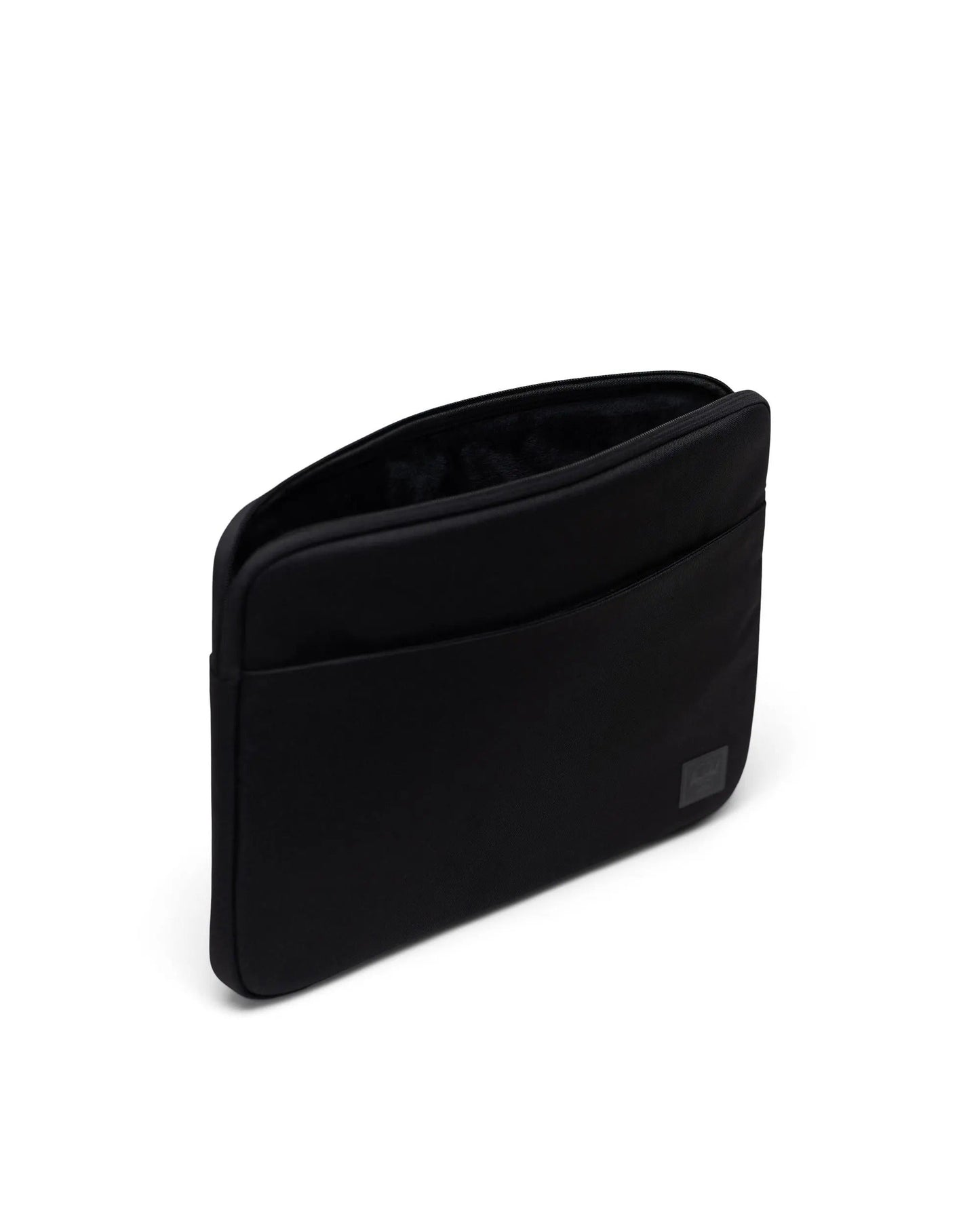 Denman 15-16 Inch Sleeve TechBlack