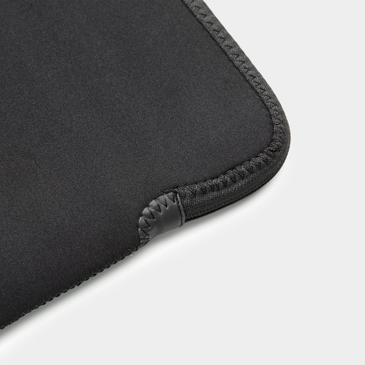 Sleeve Trunk MacBook Pro 16 - Preto