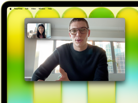 MacBook Neo na cor cítrico, uma videochamada no ecrã, a funcionalidade Enquadramento central mantém o utilizador centrado na imagem