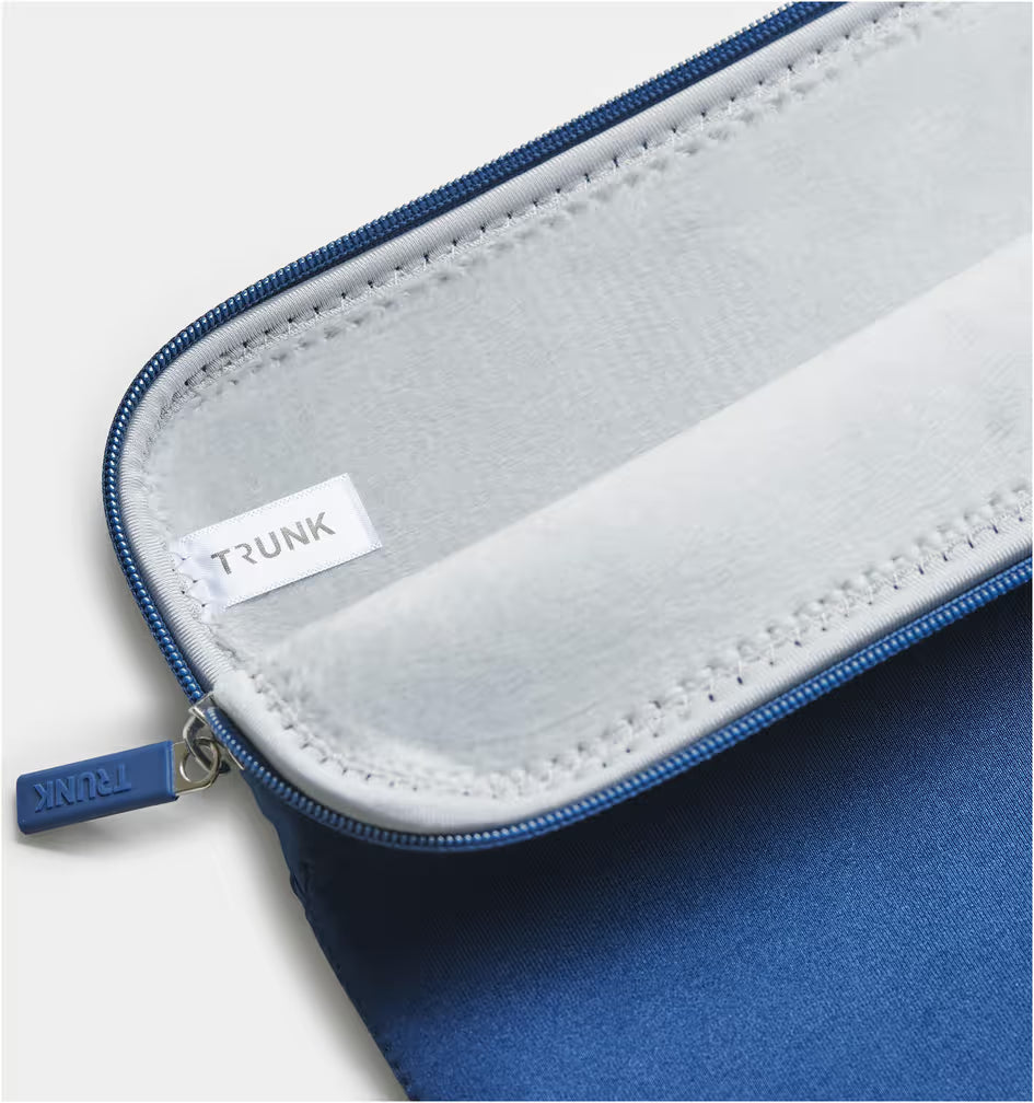 Sleeve Trunk 15" MacBook Air Navy Blue