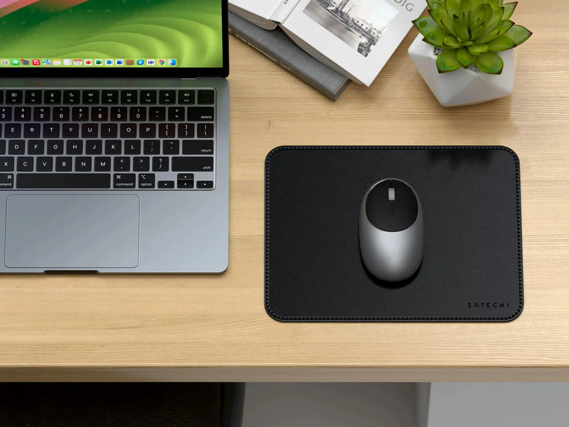 Satechi Premium MousePad (black)