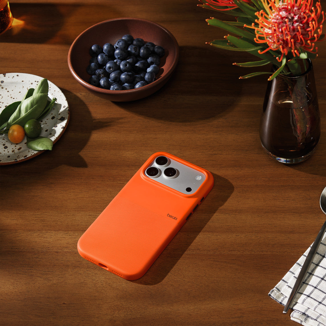 Capa Beats Rugged iPhone 17 Pro Max Laranja