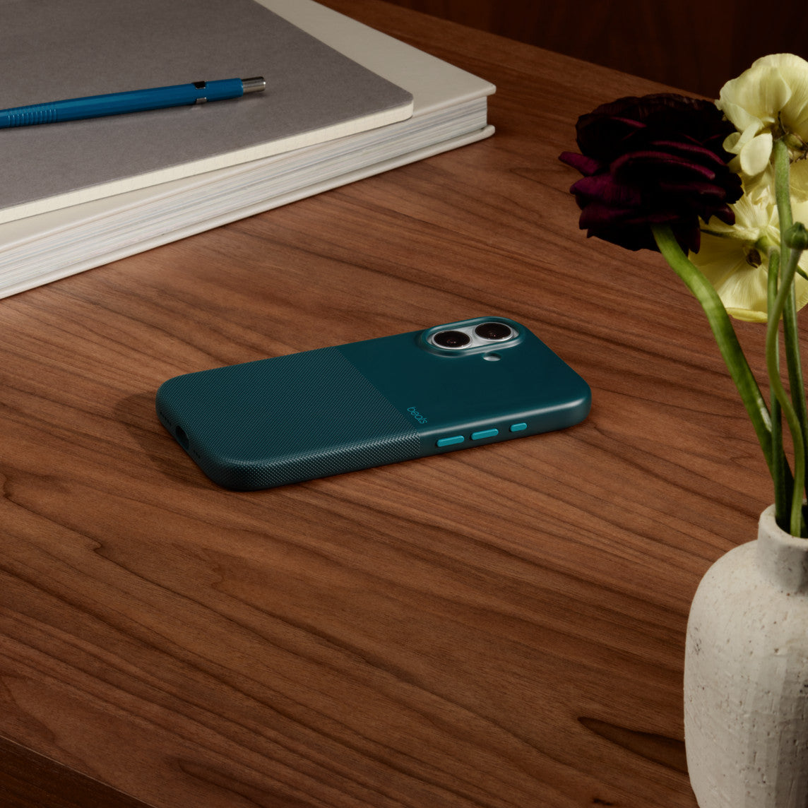 Capa Beats Rugged iPhone 17 Azul