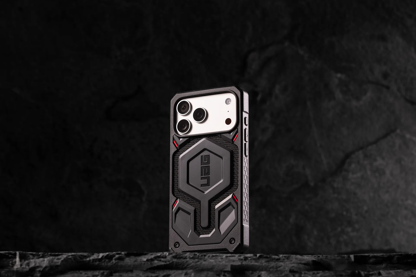 UAG iPhone 17 Pro Monarch Pro Kevlar Black