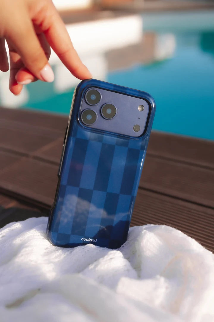 Capa Cooland iPhone 17 Pro Max Benito