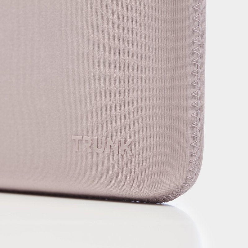 16 Macbook Pro Sleeve (Warm Rose)