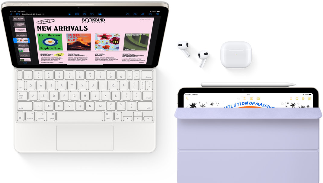 iPad Air com os acessórios Magic Keyboard, AirPods Pro, Apple Pencil Pro e Smart Folio